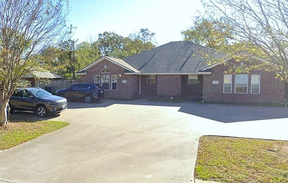 Photo - 1429 Western Oaks Ct