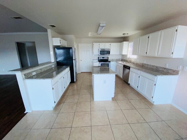 Photo - 2918 Hilton Head Dr