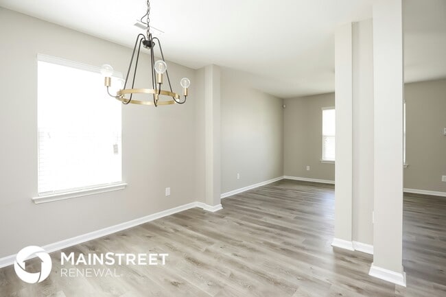 Photo - 6619 Glenville Dr