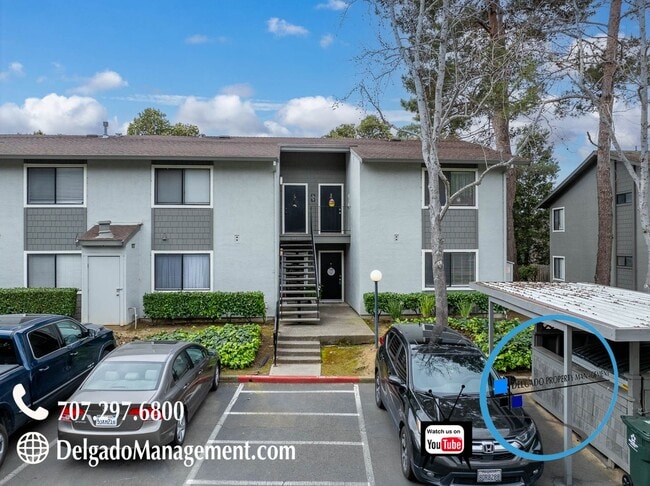 Photo - 900 Cambridge Dr