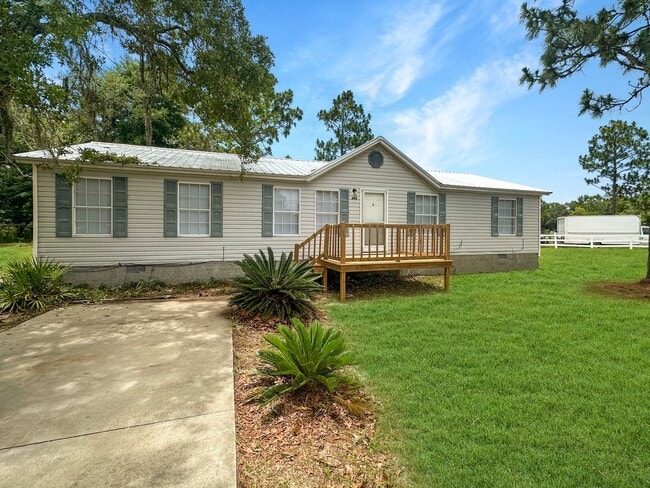 Photo - REMODELED 3BD 2BA HOME FOR RENT!