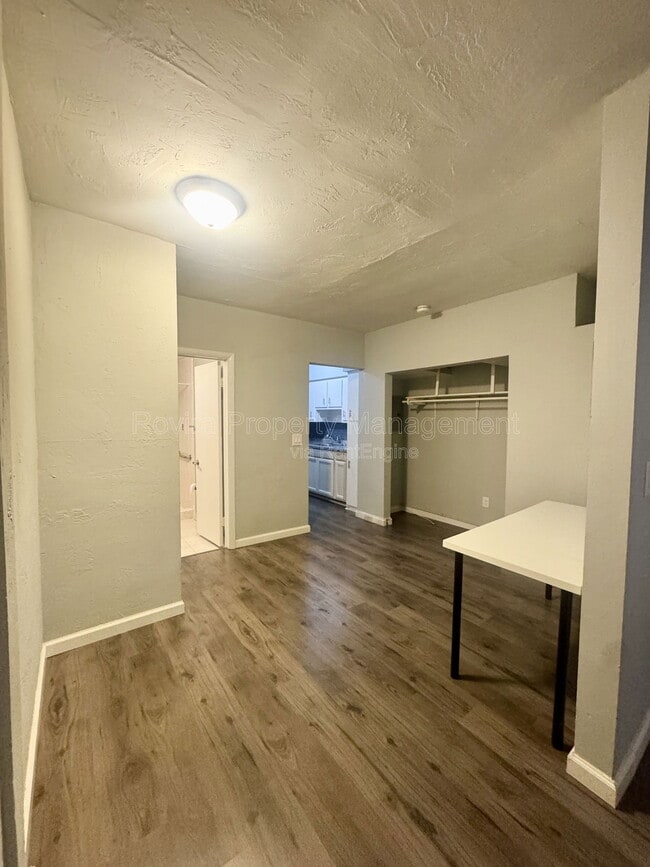 Photo - 542 Euclid Ave Unit 5