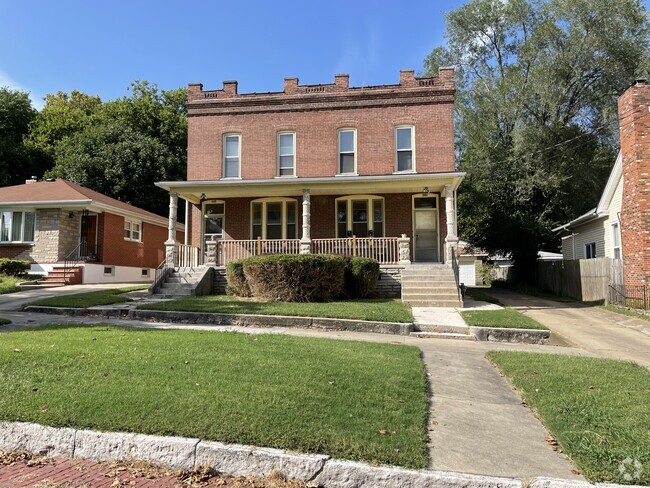 Building Photo - 618 E 7th St Unit A Rental