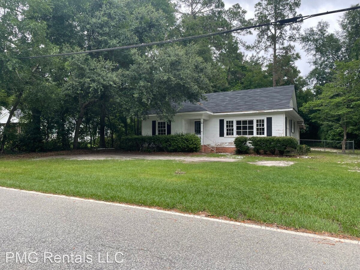 3 br, 2 bath House - 15 Tillman St. - 3 br, 2 bath House - 15 Tillman St.