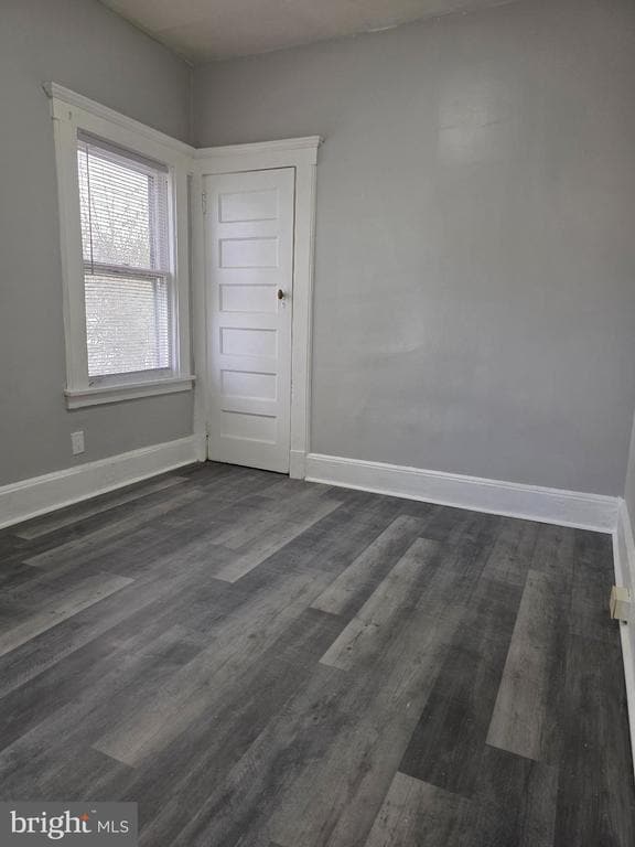 Photo - 473 N Grove St