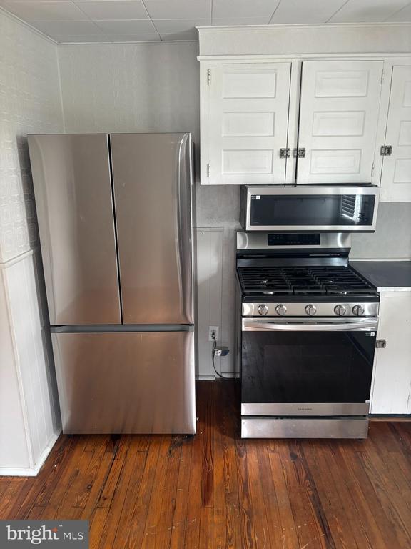 Photo - 74 S Main St