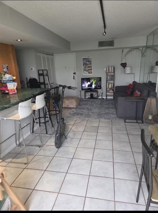 Photo - 17021 N Bay Rd Unit 409