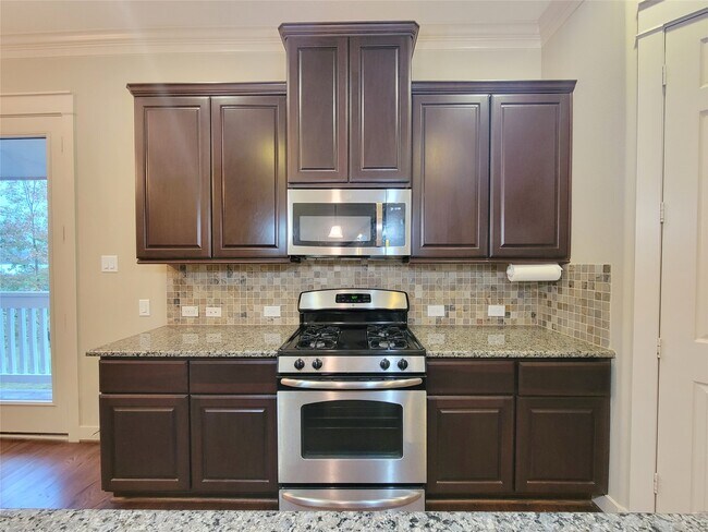 Photo - 1237 Hobbs Reach Ln