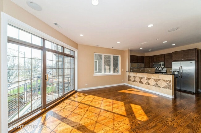 Photo - 7932 W Grand Ave Unit 2W