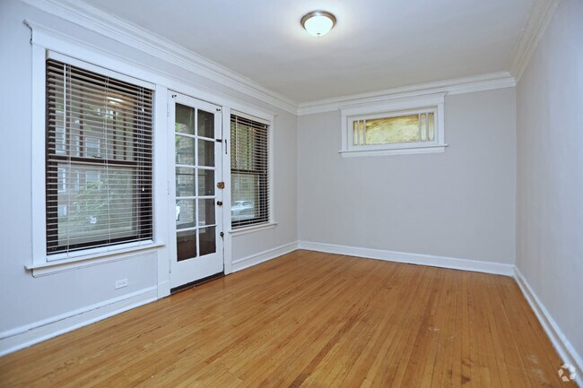 1 BR, 1 BA - Living Room - Ivy Greens