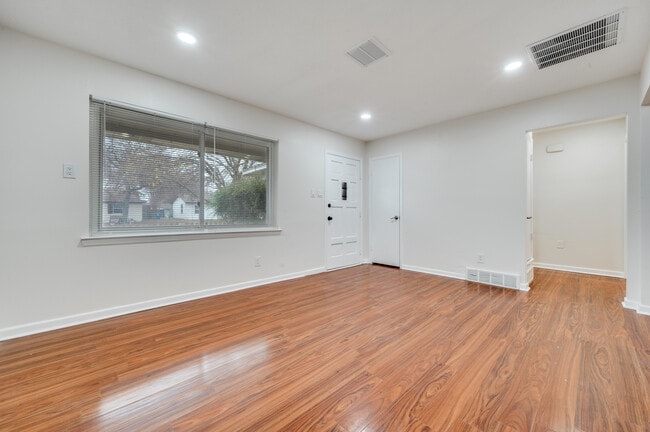 Photo - 13809 Janwood Ln