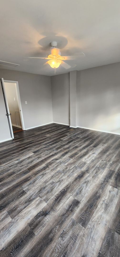 Photo - 5944 Engel Ave Unit 5944 Engle- UP