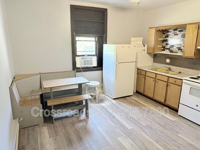 Photo - 109 N Jefferson St Unit B