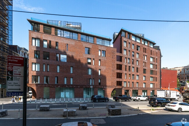 Photo - 100 Franklin