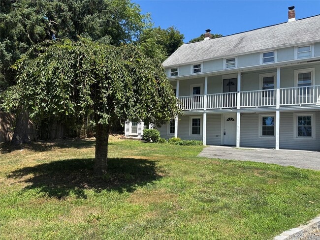 Building Photo - 245 Glenville Rd Unit First Fl. Rental