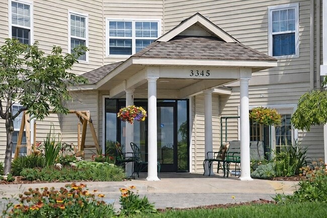 Photo - ST. CLAIR LANDINGS