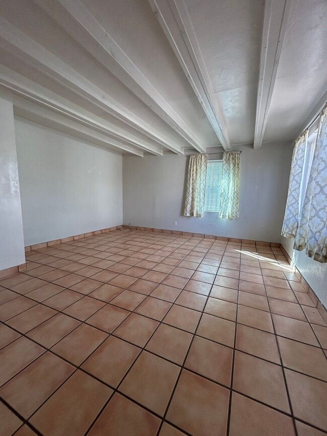 Photo - Beautiful 2 Bedroom 1 Bath / Washer & Dryer Included / Large Yard!