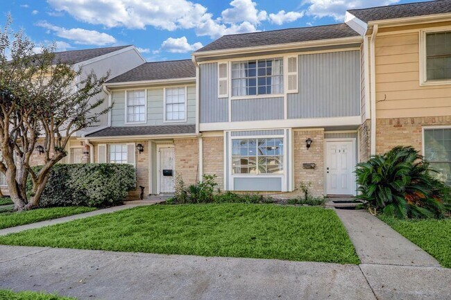 Photo - 8102 Amelia Rd Condo Unit 104