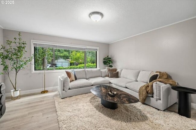 Photo - Updated renovations 3BD 2BA 1,050SQ FT in ...