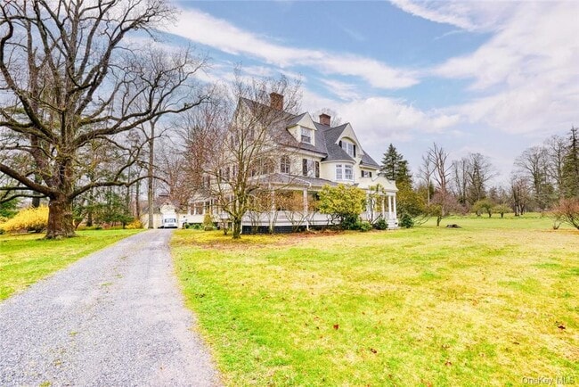 Photo - 25 Maple Ave Unit 2