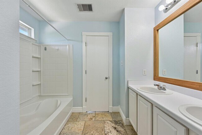 Photo - 12712 Ring Dr