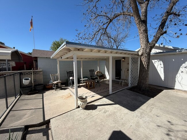 Photo - 1 Bed 1 Bath Home