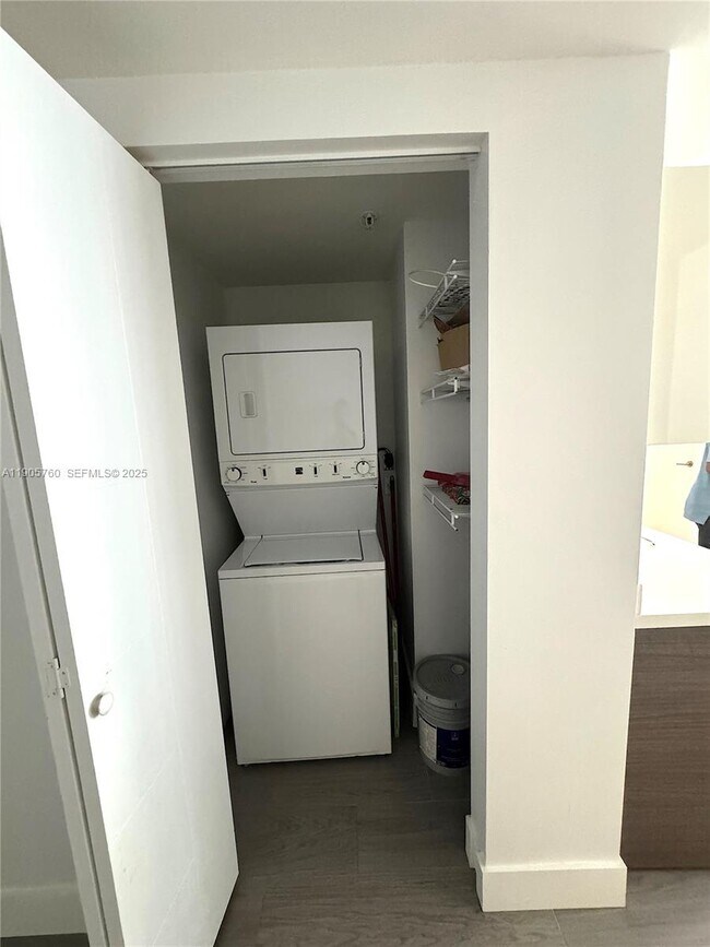 Photo - 1010 SW 2nd Ave Unit 910