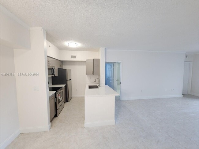 Photo - 11715 W Atlantic Blvd Unidad 1826