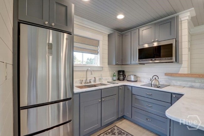 Photo - 1320 Wilmington Island Rd