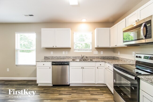 Photo - 206 Glenoaks Dr