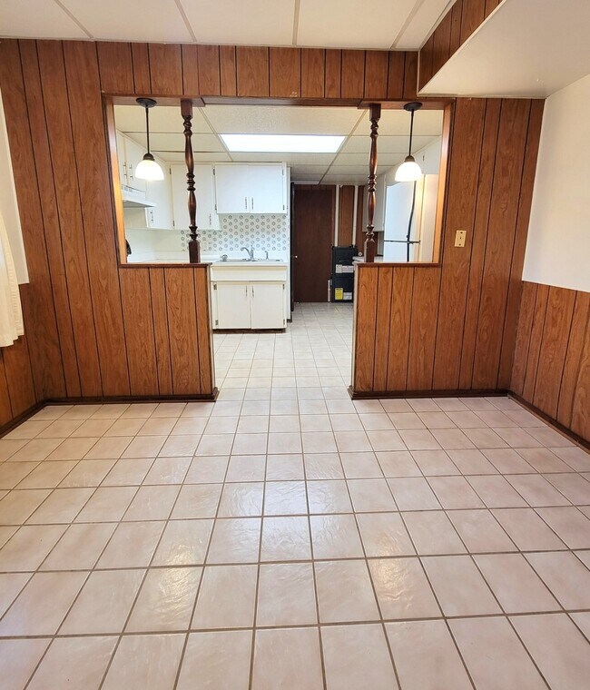 Photo - 6004 Edward St
