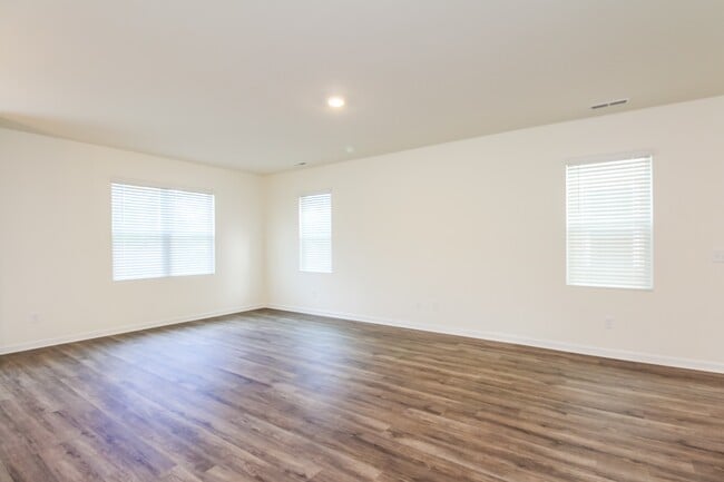 Photo - 1513 Corbett St