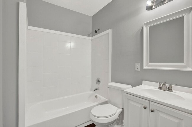 Photo - 1505 Reynolds St Unit House