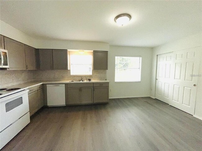 Photo - 1509 Phyllis St