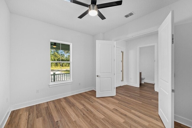 Photo - 6622 Summit View Dr