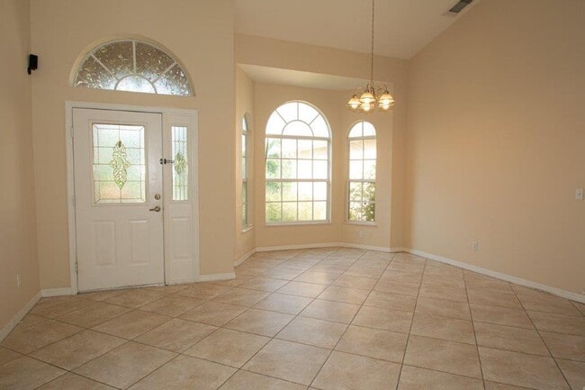 Photo - 1509 SW Crater Ave