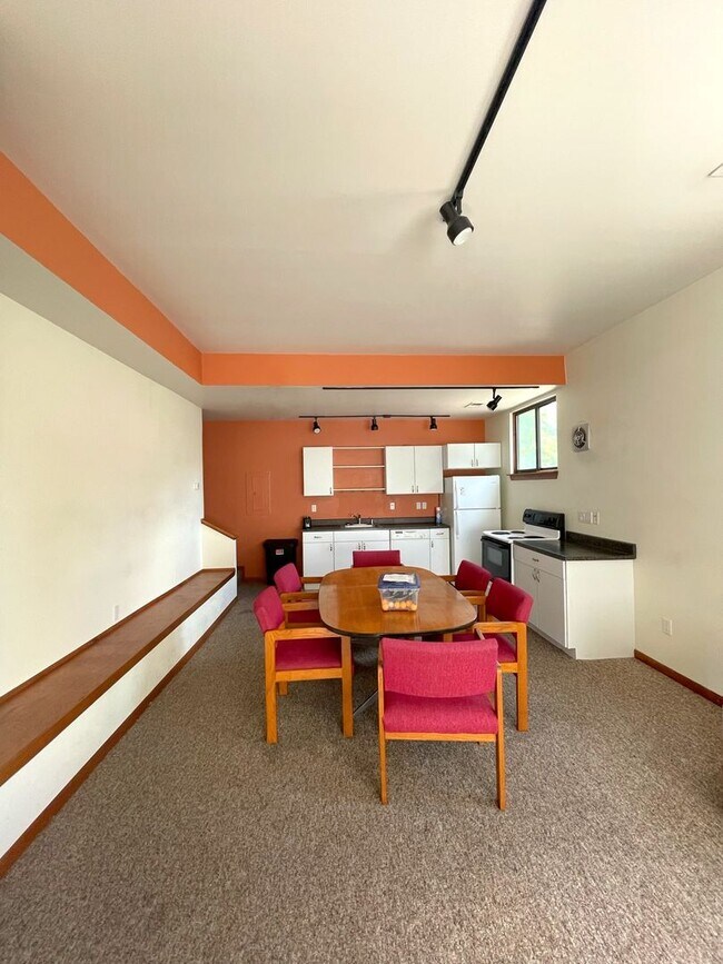 Photo - 1425/1427 S. State St. Unidad 1427 S State St.