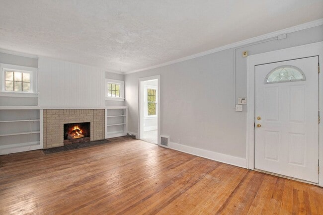 Photo - 2 Story 3 Bed 2 Bath, Off Street Parking!