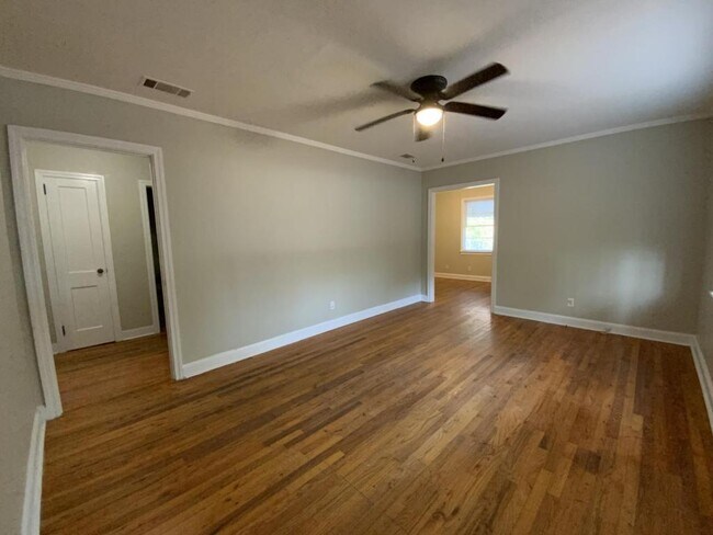 Photo - 219 Vista Cir