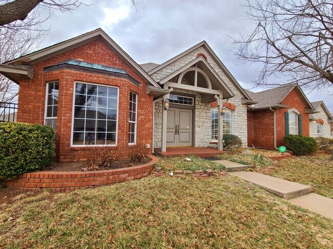 Photo - 5604 NW 106th St