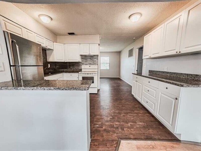 Photo - 5396-5368 68th Way N