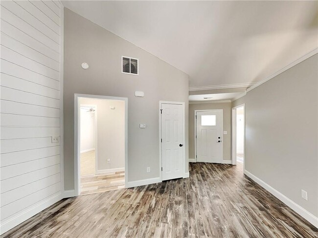 Photo - 365 Widewater Dr