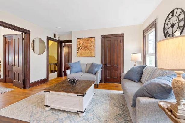 Photo - 99 Pleasant St