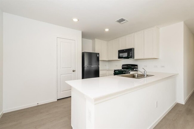 Photo - 9600 NW 125th St