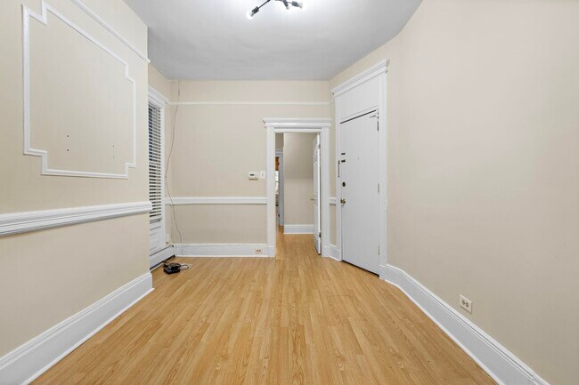 Photo - 110 Duncan Ave Unit 1R