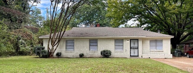 Building Photo - 1384 Haywood Ave Rental