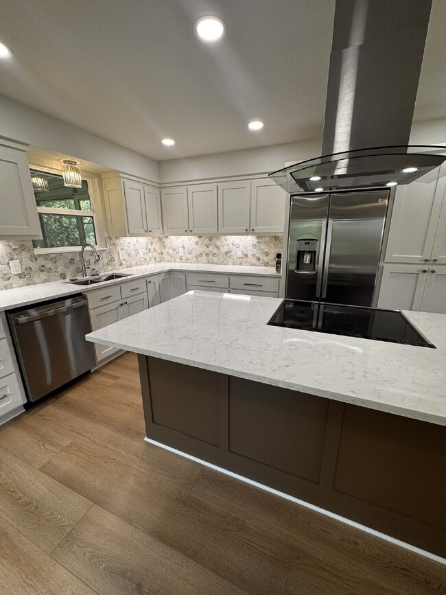 Photo - 14919 Dutchmans Dr