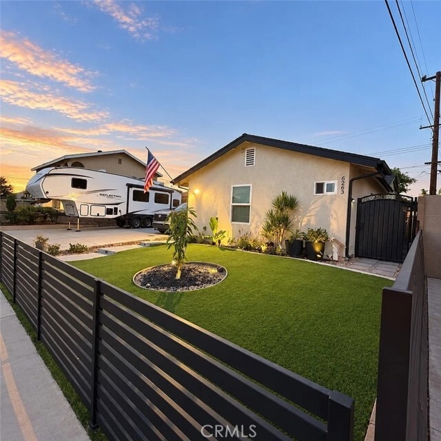 6261 Rosemary Dr