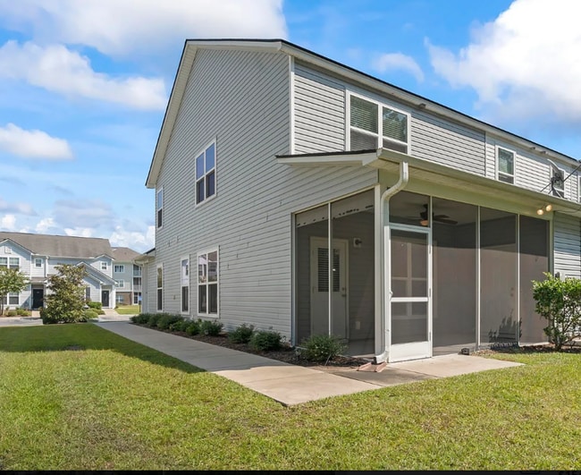 Photo - Heatherstone II - Berkshire Forest