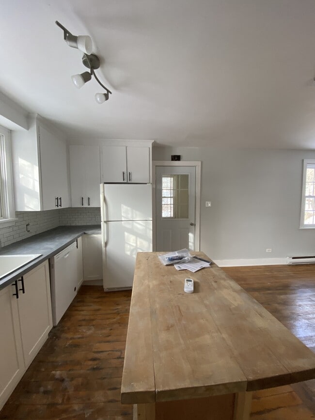 Photo - 510 Stout Ct Unit 1